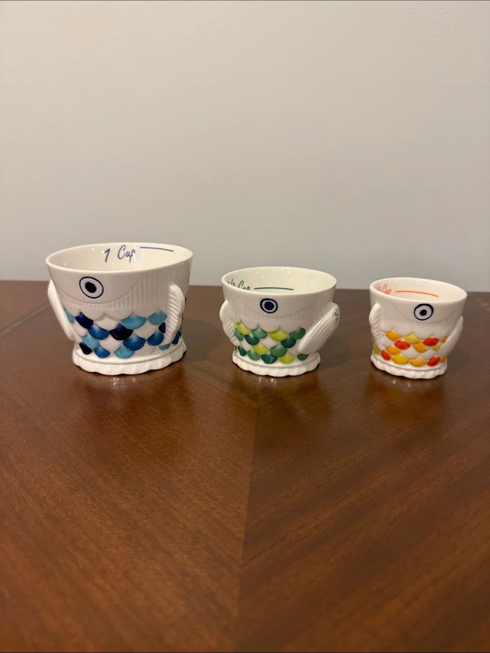Anthropologie Fish Measuring Cups - Blue, Green, Yellow *Like New/Never Used*